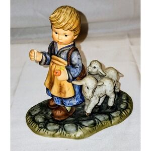 "O Come All Ye Faithful" 1997 Goebel Boy and Lamb Figure BH 51 Missing The Staff